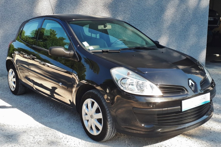 RENAULT CLIO III