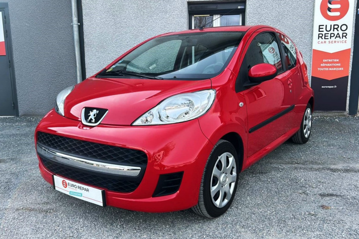 PEUGEOT 107